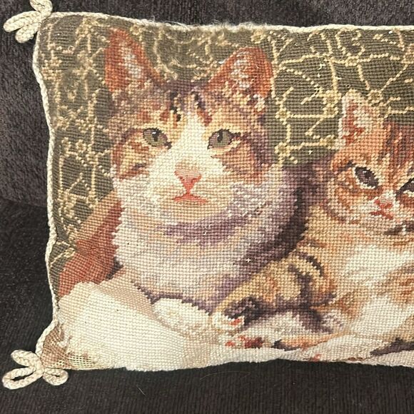 Vintage Wool Needlepoint Petit
Point Petitpoint Pillow * Tabby Cats * - Picture 2 of 5
